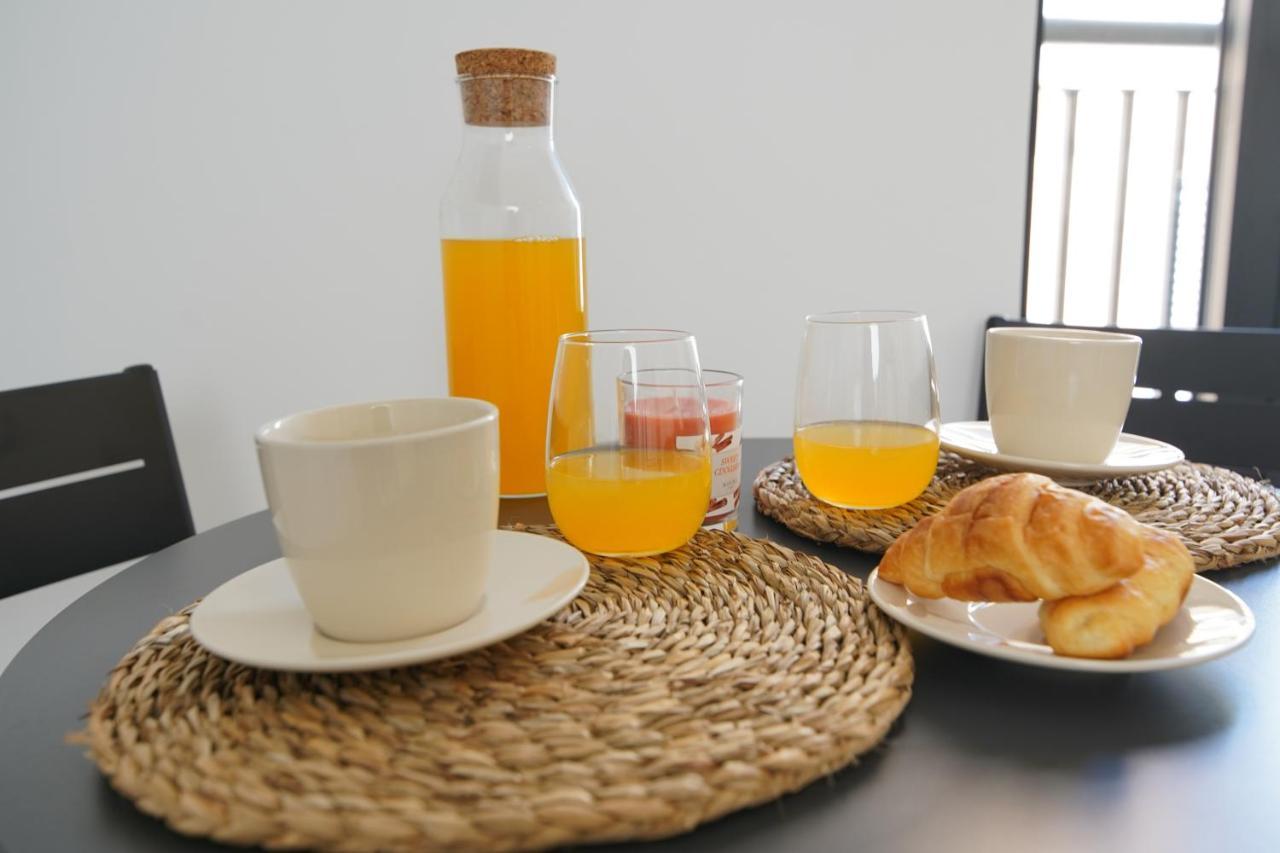 Bet Apartments - Suites Puerto Valencia Luaran gambar