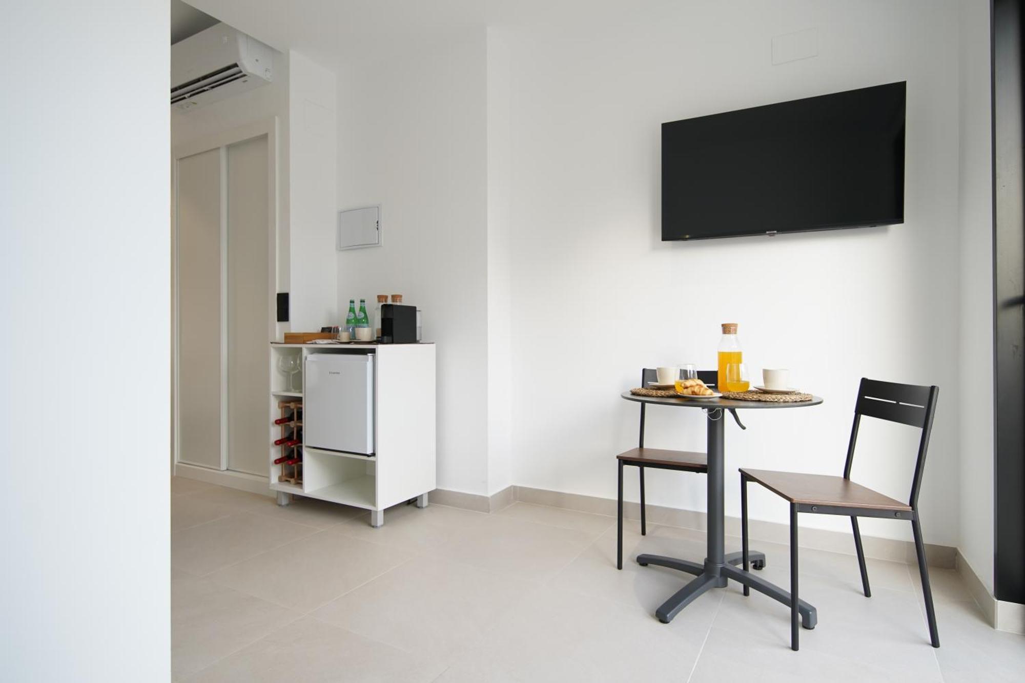 Bet Apartments - Suites Puerto Valencia Luaran gambar
