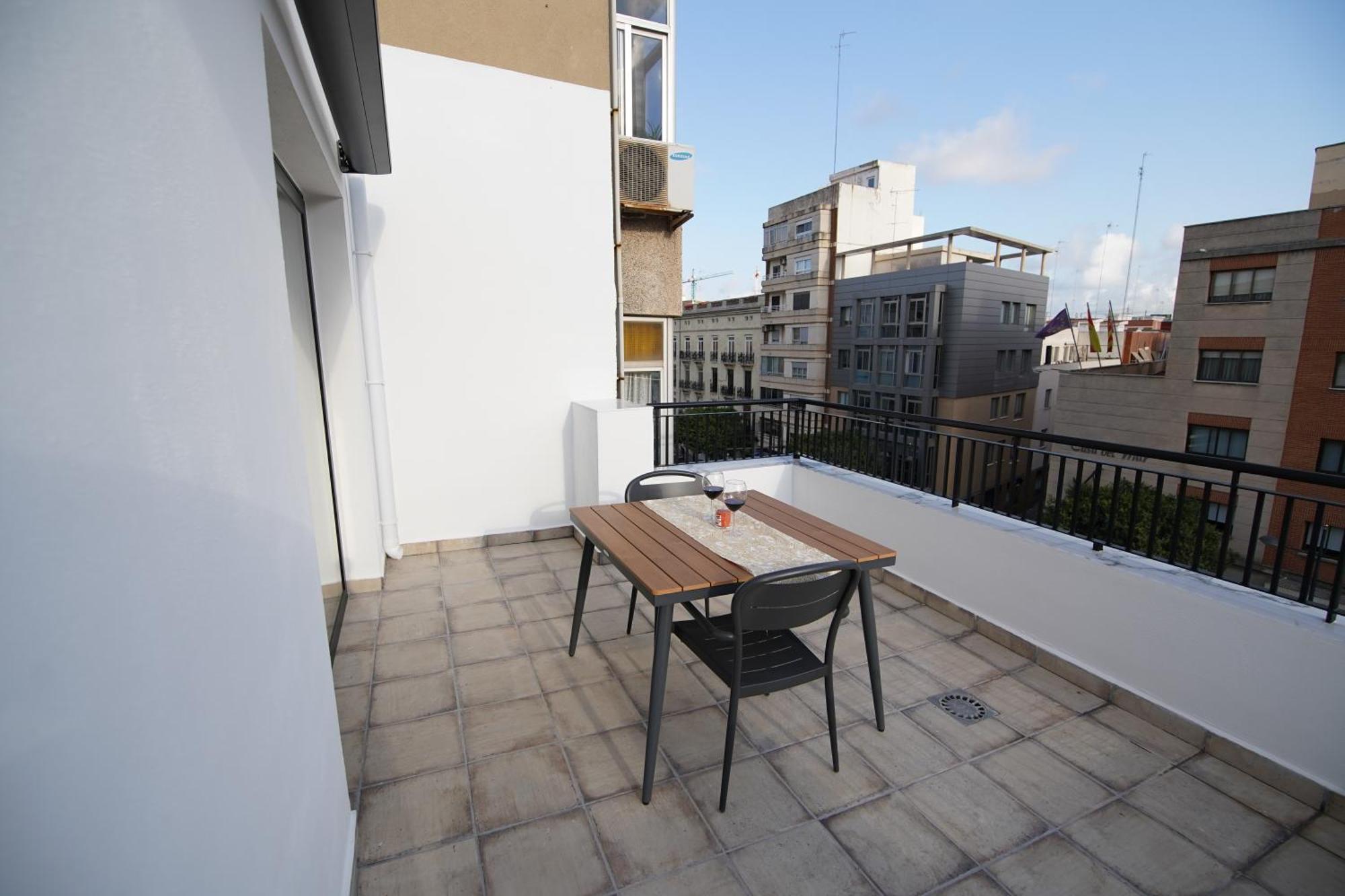Bet Apartments - Suites Puerto Valencia Luaran gambar
