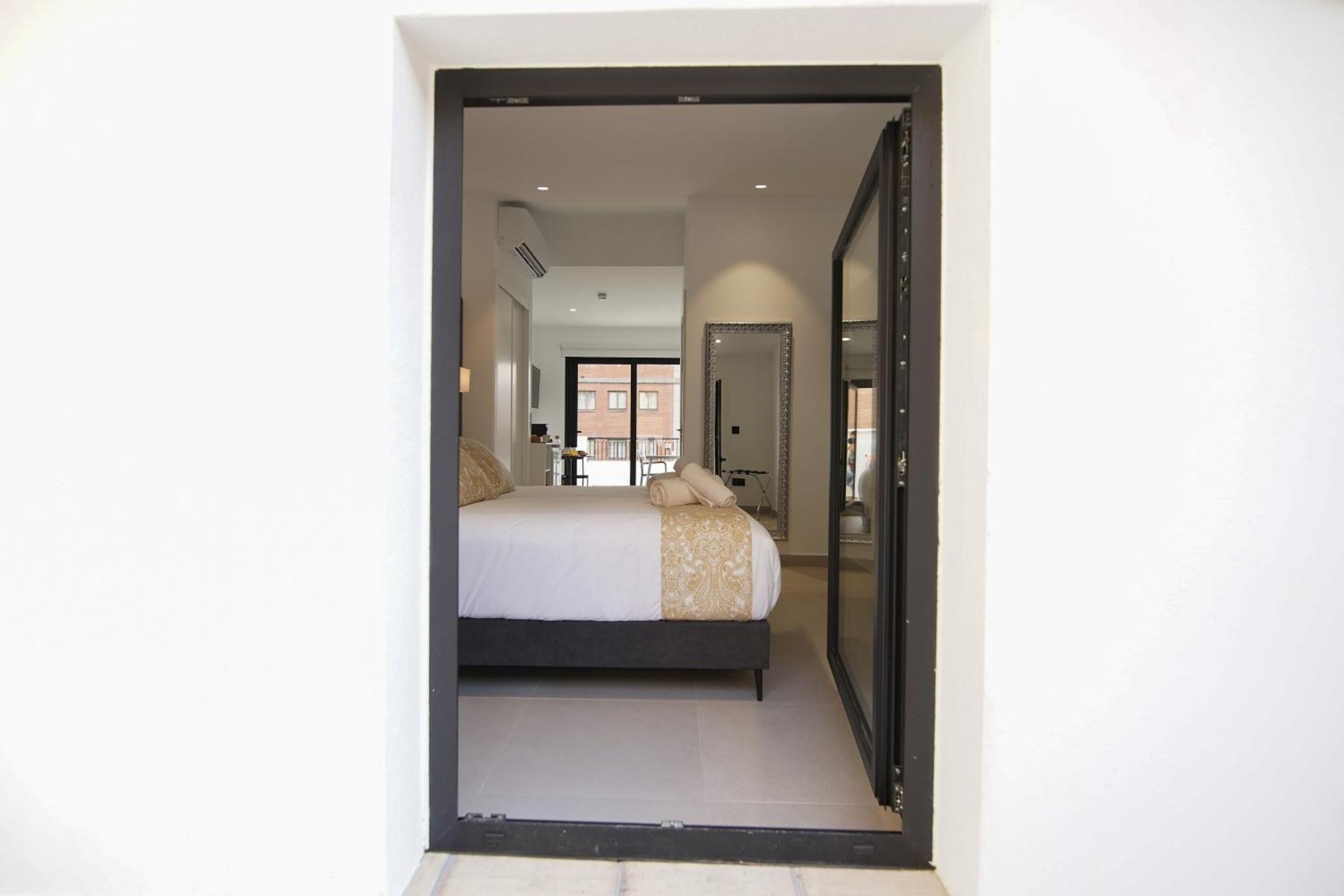 Bet Apartments - Suites Puerto Valencia Luaran gambar