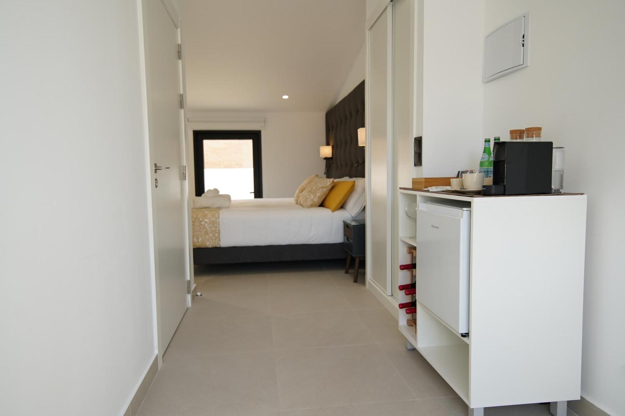 Bet Apartments - Suites Puerto Valencia Luaran gambar