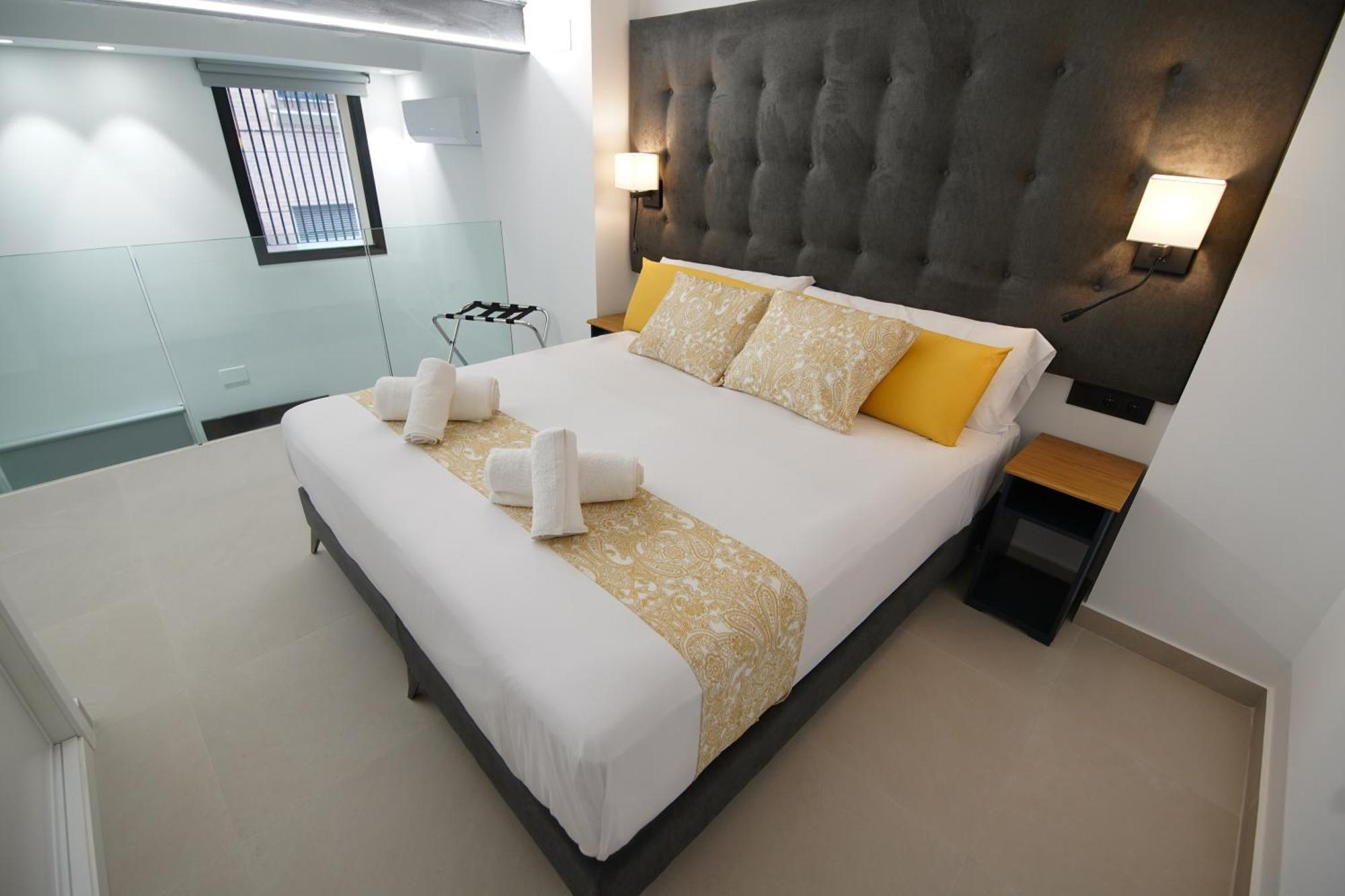 Bet Apartments - Suites Puerto Valencia Luaran gambar
